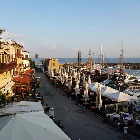 Harbour View Flat In Kyrenia -girne Kerínia