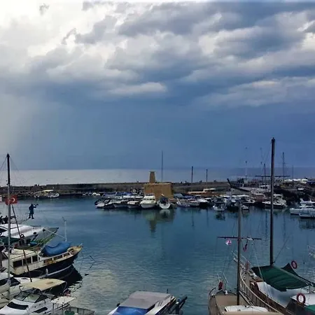 Harbour View Flat In Kyrenia -girne * Kerínia